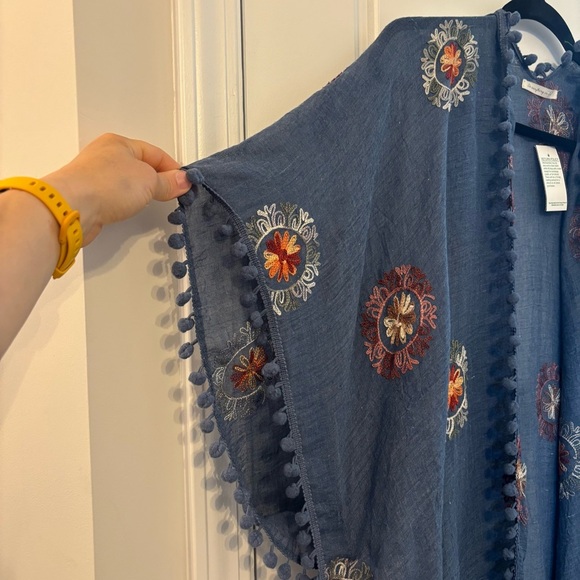 Do Everything In Love Blue Pom Pom Bohemian Duster Top Embroidered Floral OS - Picture 2 of 10